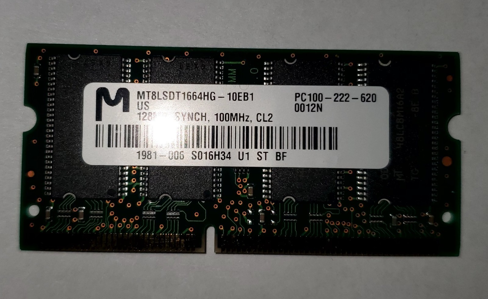 MT8LSDT1664HG-10EB1 PC100-222-620 128MB 100MHz CL2