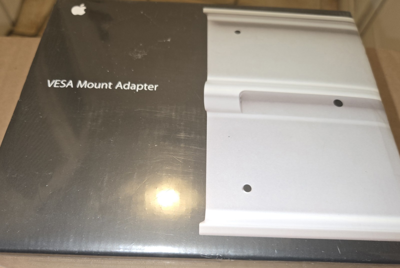 Apple VESA Mount Adapter A1313 MD179ZM/A **NEW/ FACTORY SEALED/FAST SHIPPING**