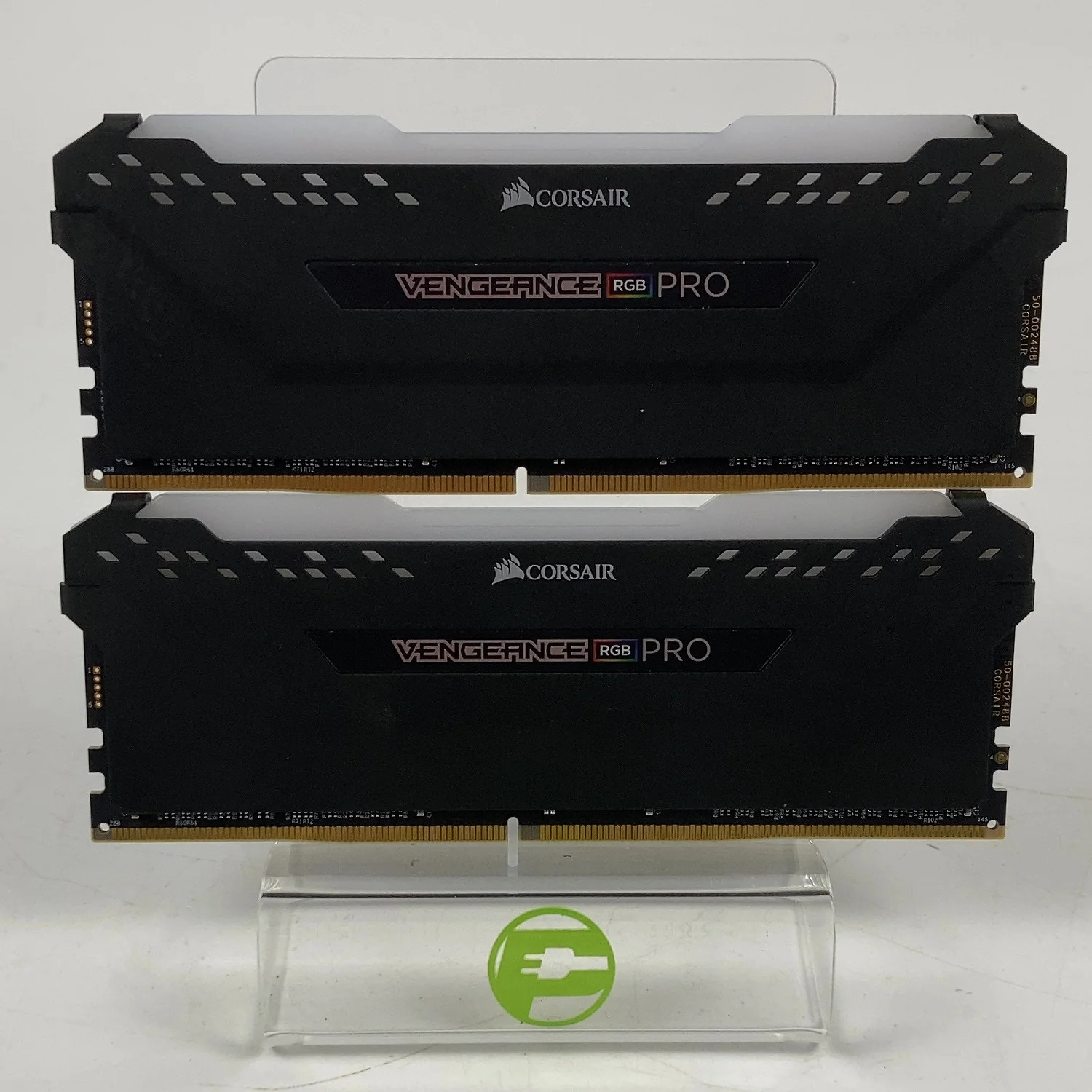 Corsair Vengeance RGB Pro 32GB (2x16GB) RAM DDR4 3200MHz CMW32GX4M2E3200C16