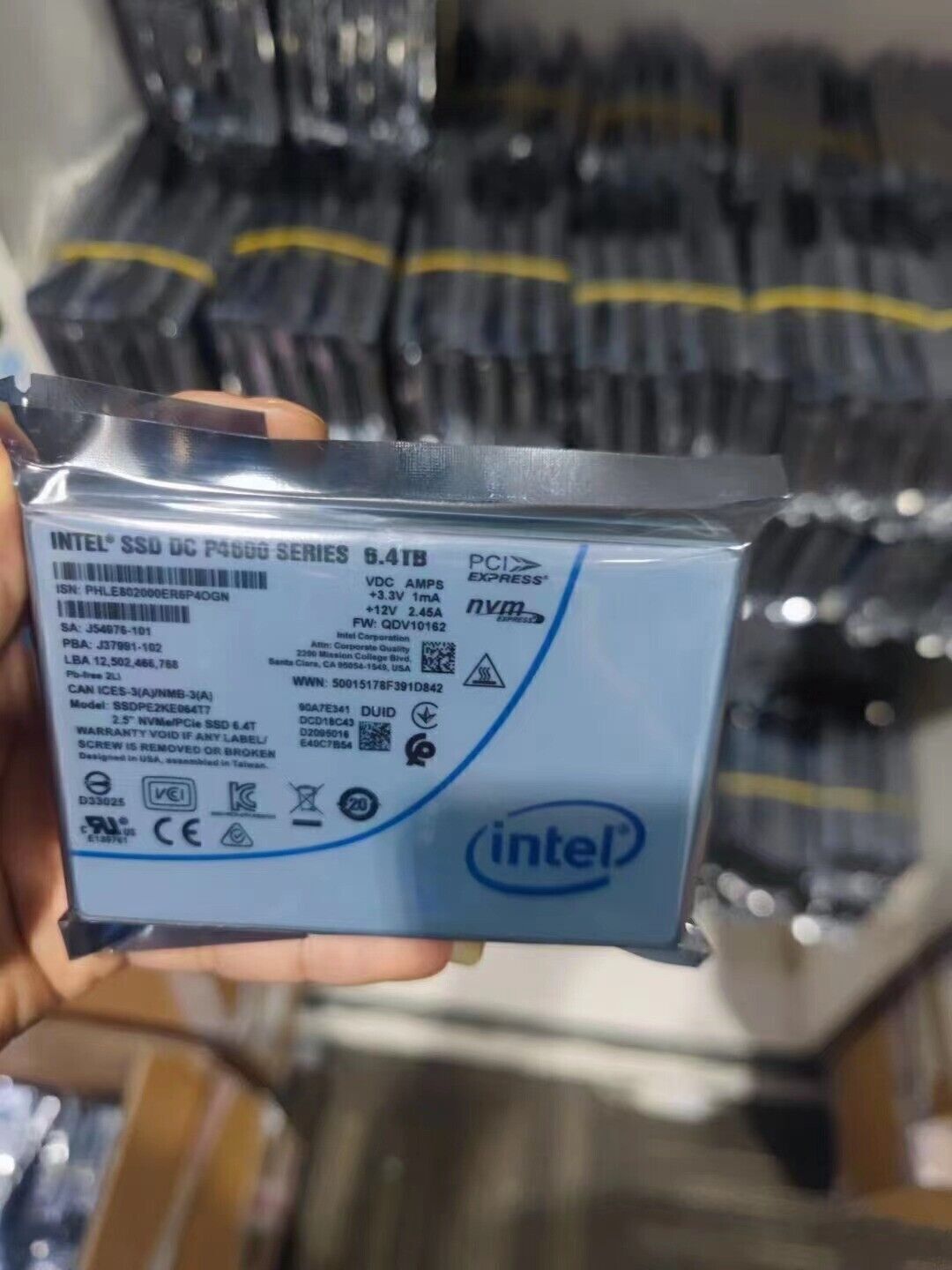 Intel 6.4TB P4600 NVME U.2 2.5" SSD Series DC SSDPE2KE064T7S Solid State Drive