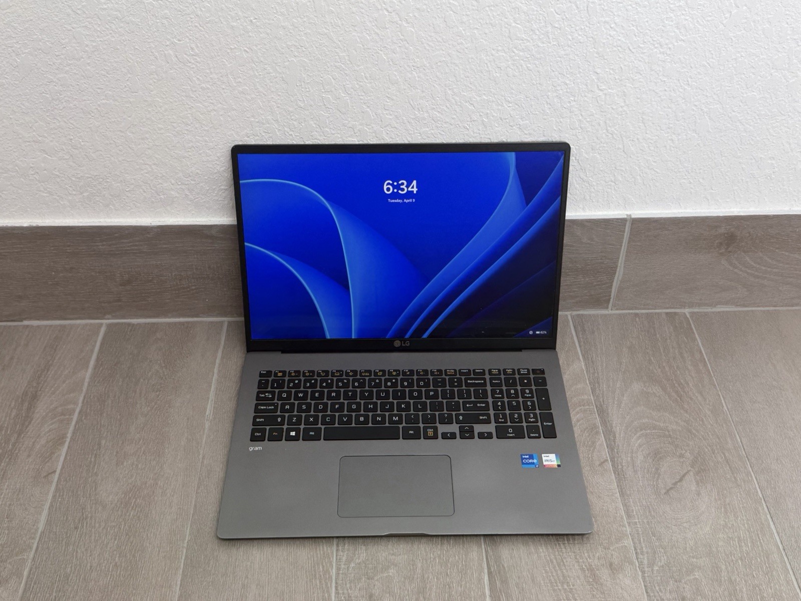 LG gram 17Z95N 17" Core i7-1165G7 512GB NVMe 2.80GHZ 16GB RAM Laptop Win-11