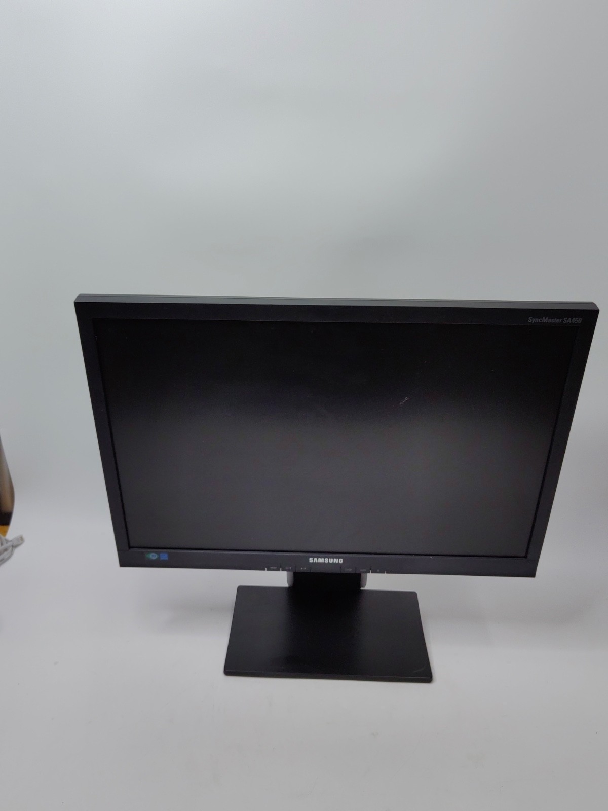 Samsung S22A450BW-1 22in LED Monitor 1680 x 1050 pixels