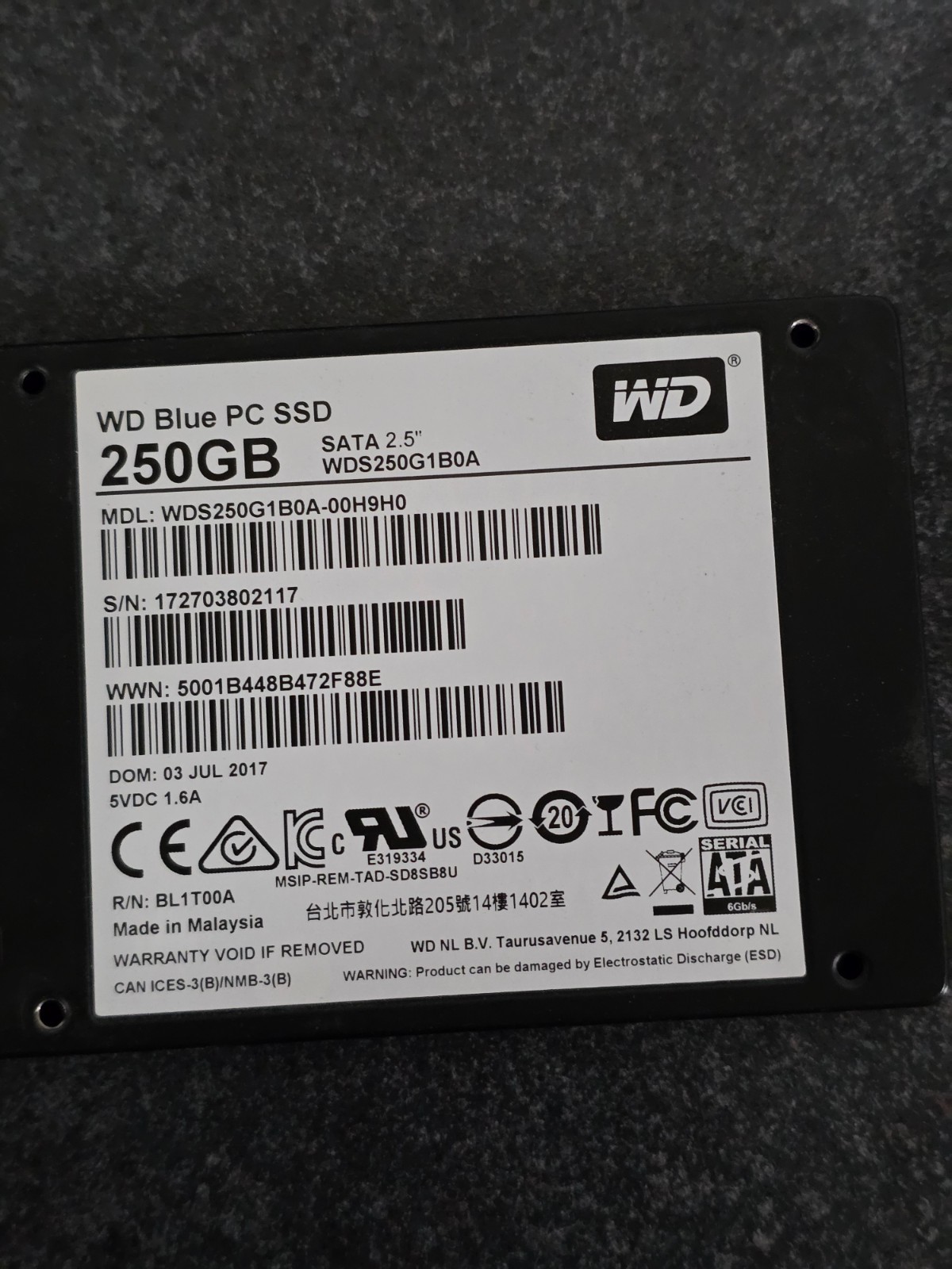 Western Digital Blue WDS250G2B0A 250 GB,Internal,7200 RPM,2.5 inch Hard Drive