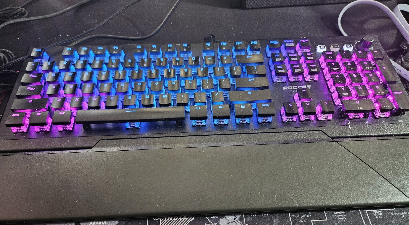 Roccat Vulcan Pro Tactile RGB Wired Gaming Keyboard Black QWERTY English