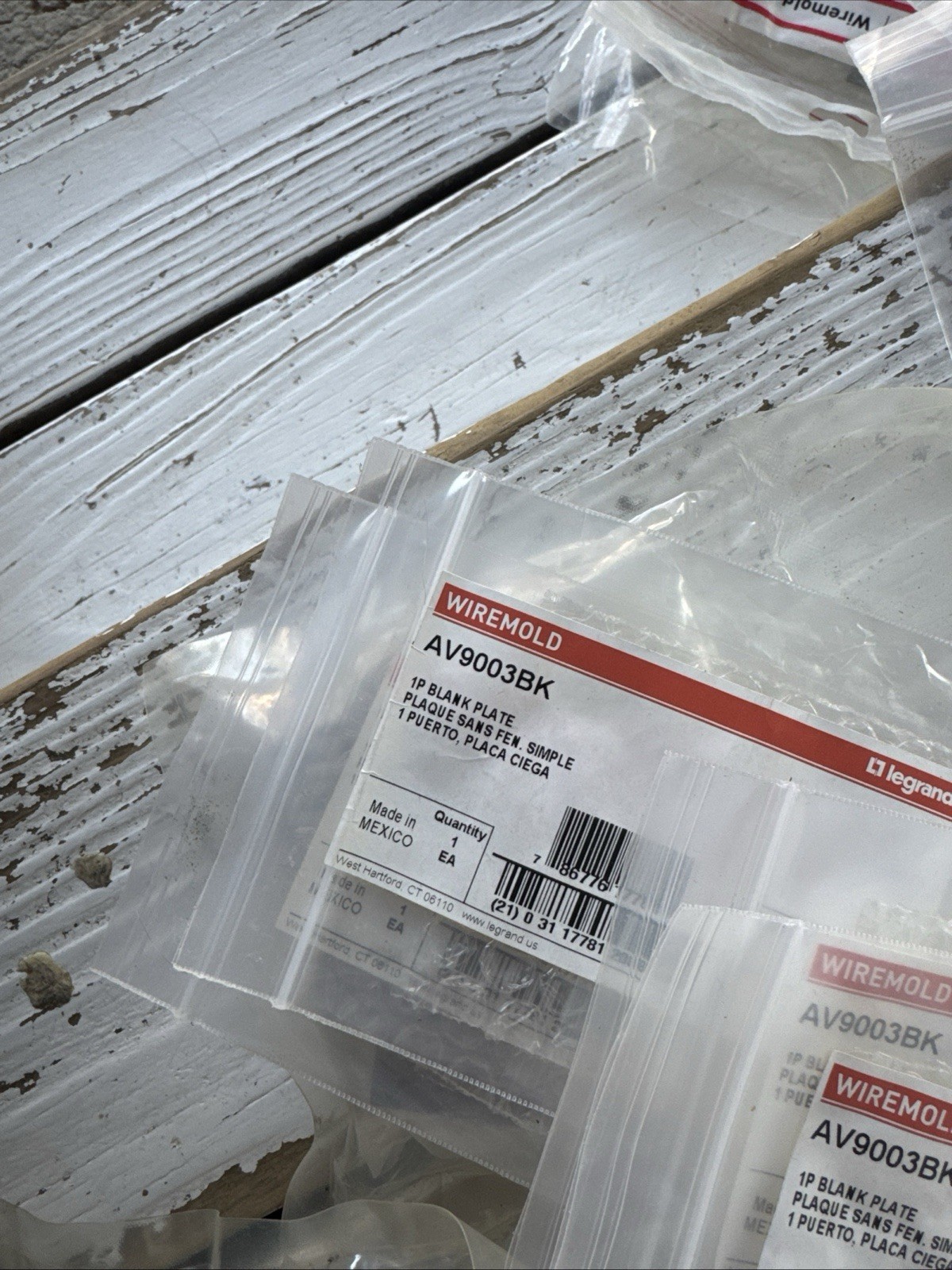 ⚡️Wiremold Keystone Interface Jack Plate - AV9003BK 2.2X0.7⚡️