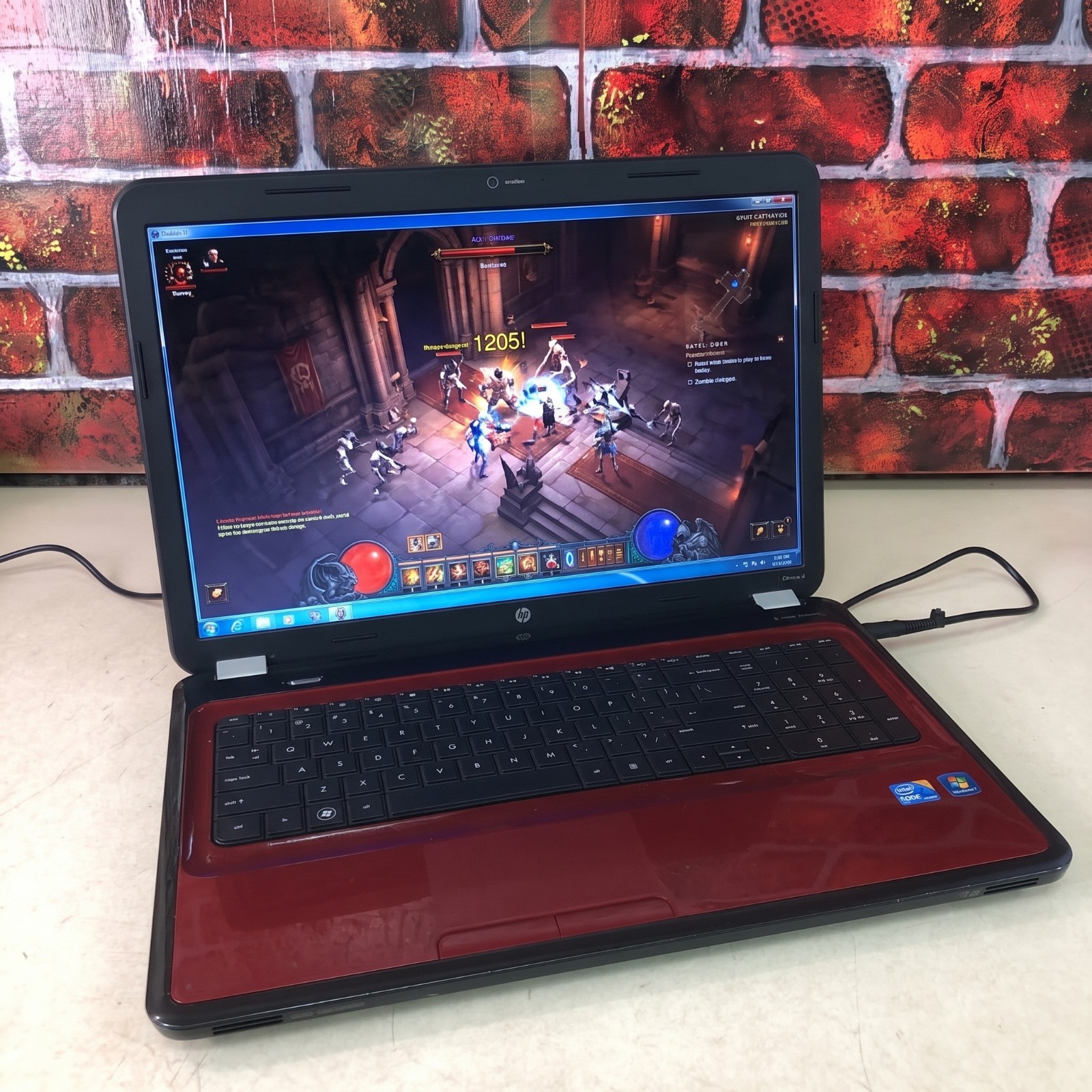 HP Pavilion g7 Retro Gaming Laptop Computer i3-M390 2.67GHz 4GB RAM (Windows7)