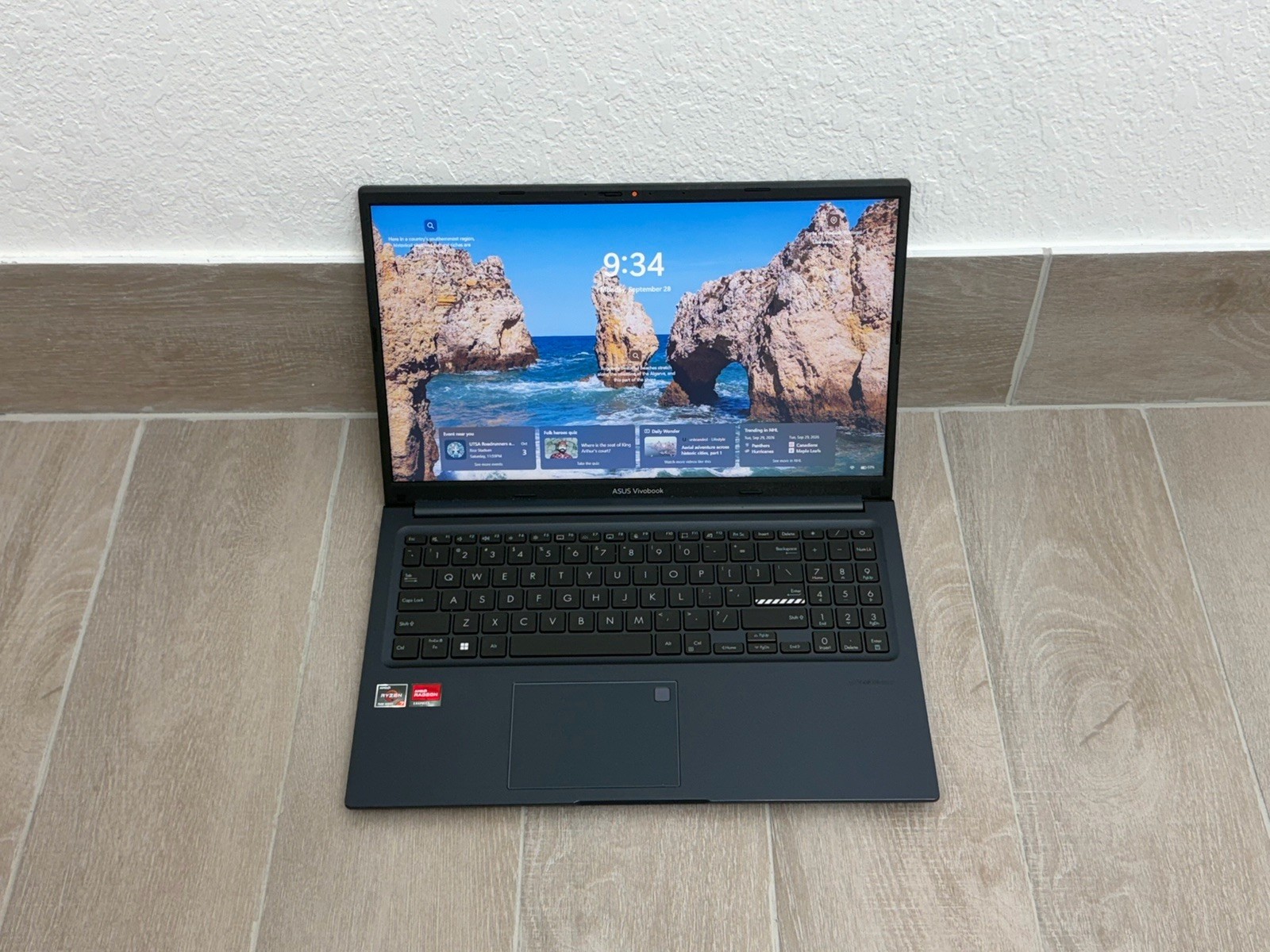 Asus VivoBook 15 M1502Y 15.6" Ryzen 7 7730U 16GB RAM 512GB NVMe Laptop Win-11