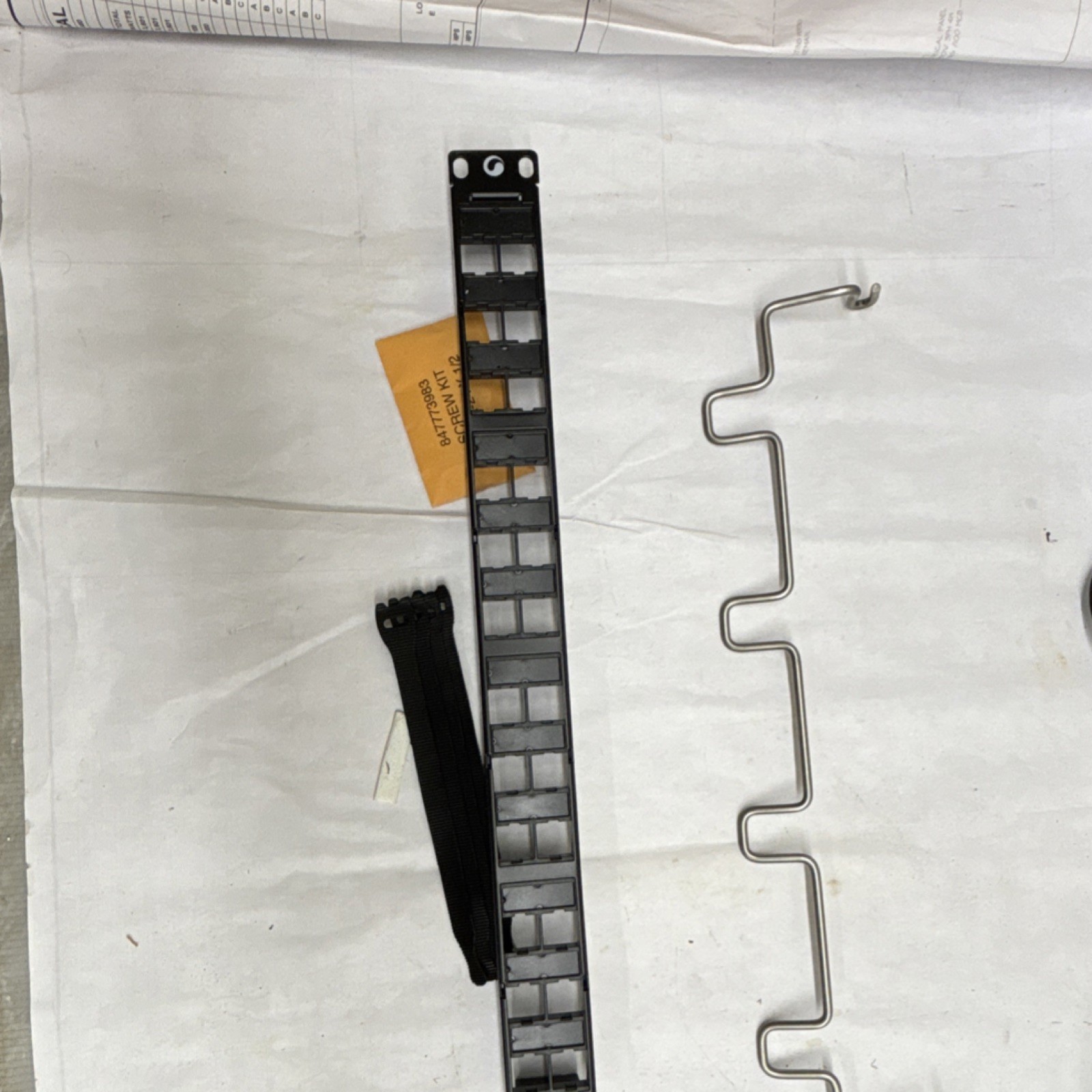 CommScope CPP-UDDM-M1-U-24 24-Port Ethernet RJ-45 1U Patch Panel