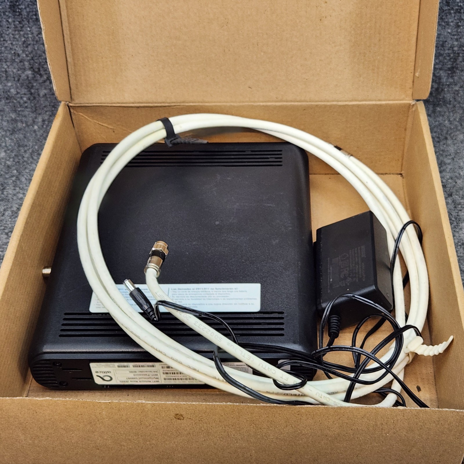 Altice WiFi Cable Modem Gateway Router Model UBC1326 w/  Power Adapter