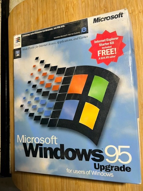 Microsoft Windows 95 Upgrade 3.5" Floppy 13 Install Disks + IE 4-Diskettes