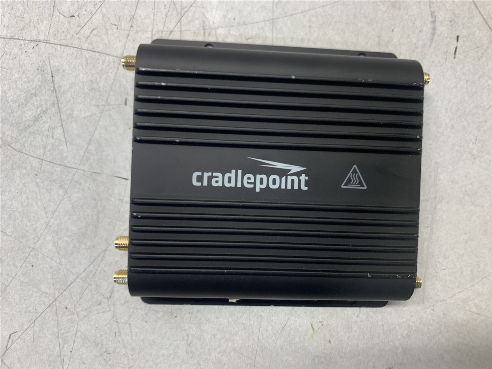 CRADLEPOINT S5A749A IBR900-600M ROUTER