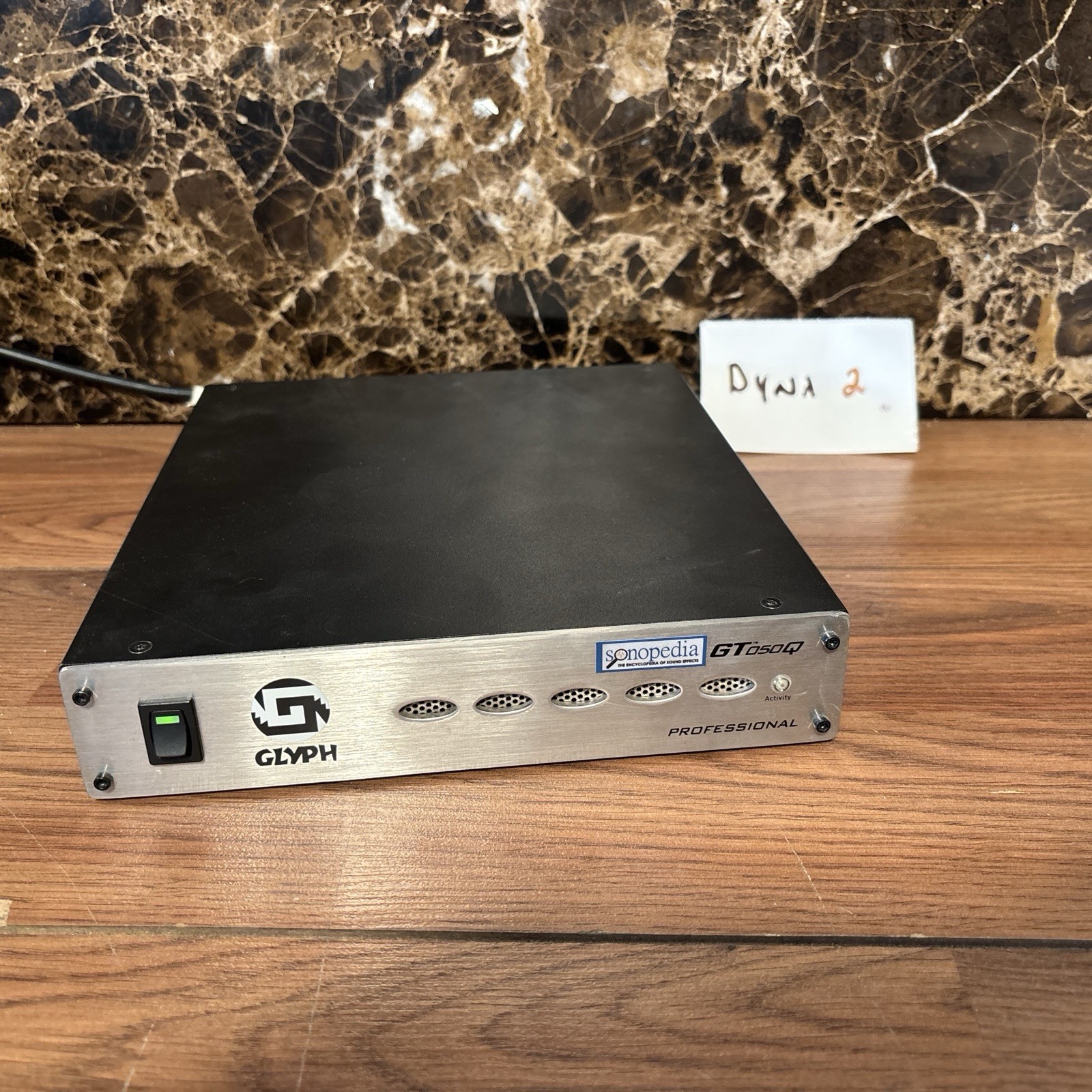 Glyph GT-050Q 500GB Professional FireWire External Hard Drive Powers on
