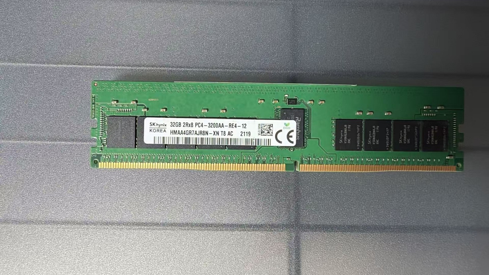 HMAA4GR7AJR8N-XN SK hynix 32GB 2RX8 PC4-25600 DDR4-3200 Memory