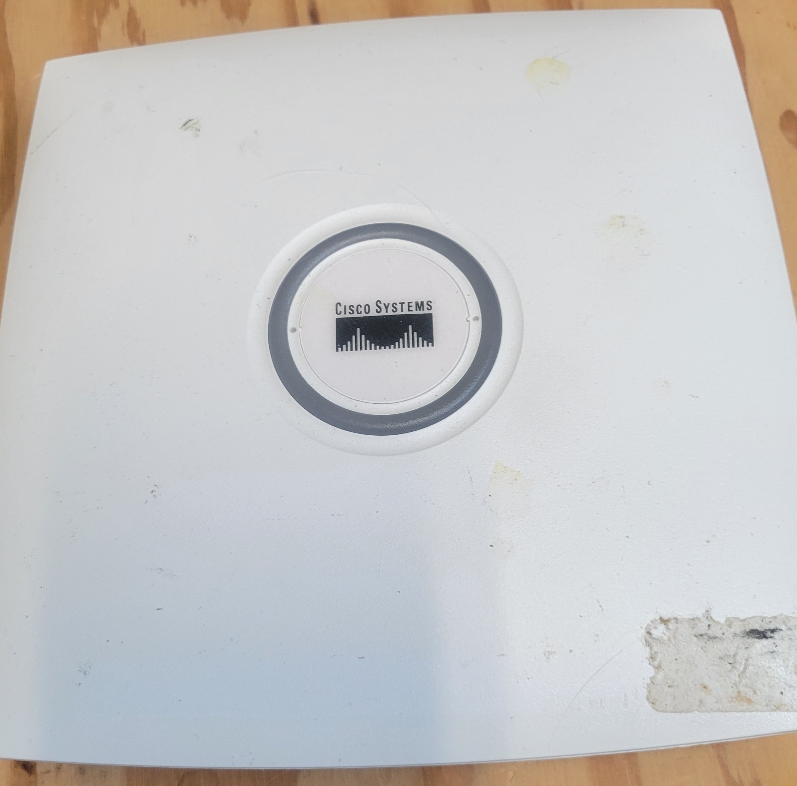 Cisco AIR-LAP1131AG-A-K9 Aironet 1130AG Wireless Access Point Used