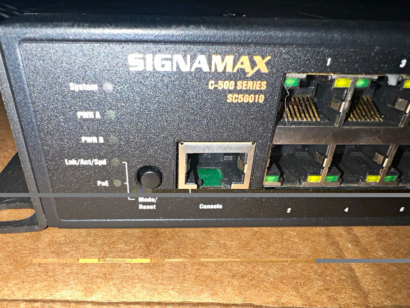 Signamax SC50010 C-500 48-Port Gigabit PoE+ Fully Managed Rack Switch