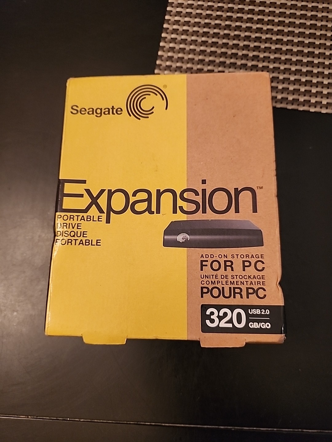 Seagate ST903204EXD101-RK 320GB Expansion USB 2.0 Plug Play External Hard Drive