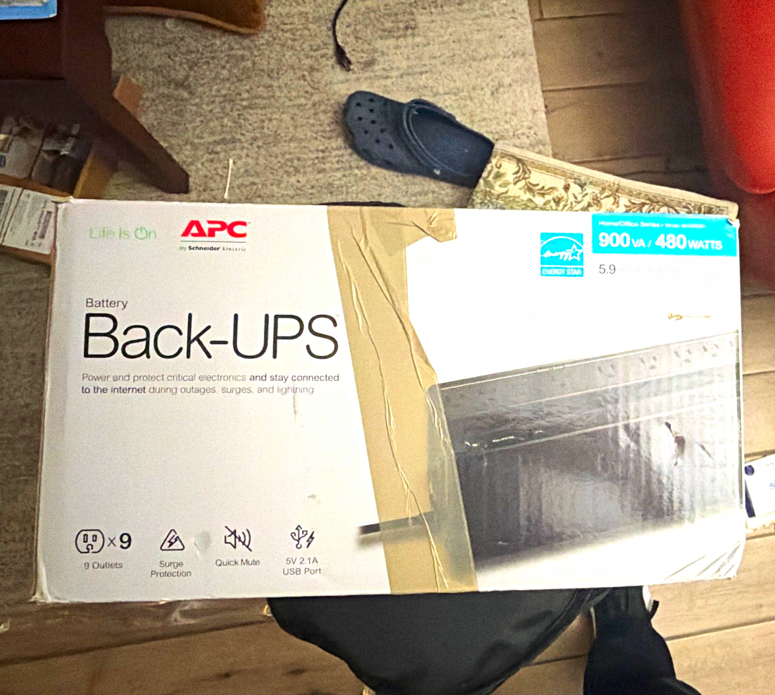APC Back-UPS 900VA 480W Desktop UPS 9-Outlets 490J Surge Protection Black sealed