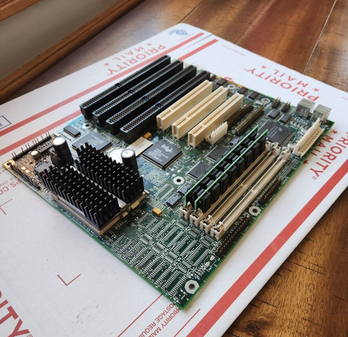 1995 Vintage Intel PBA-634383-808 ISA (Intel Pentium @ 133MHz,640KB Ram)