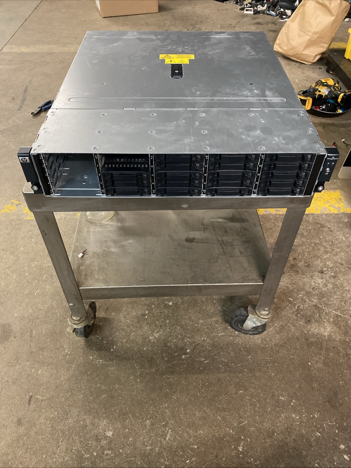 HP StorageWorks AJ941-630002