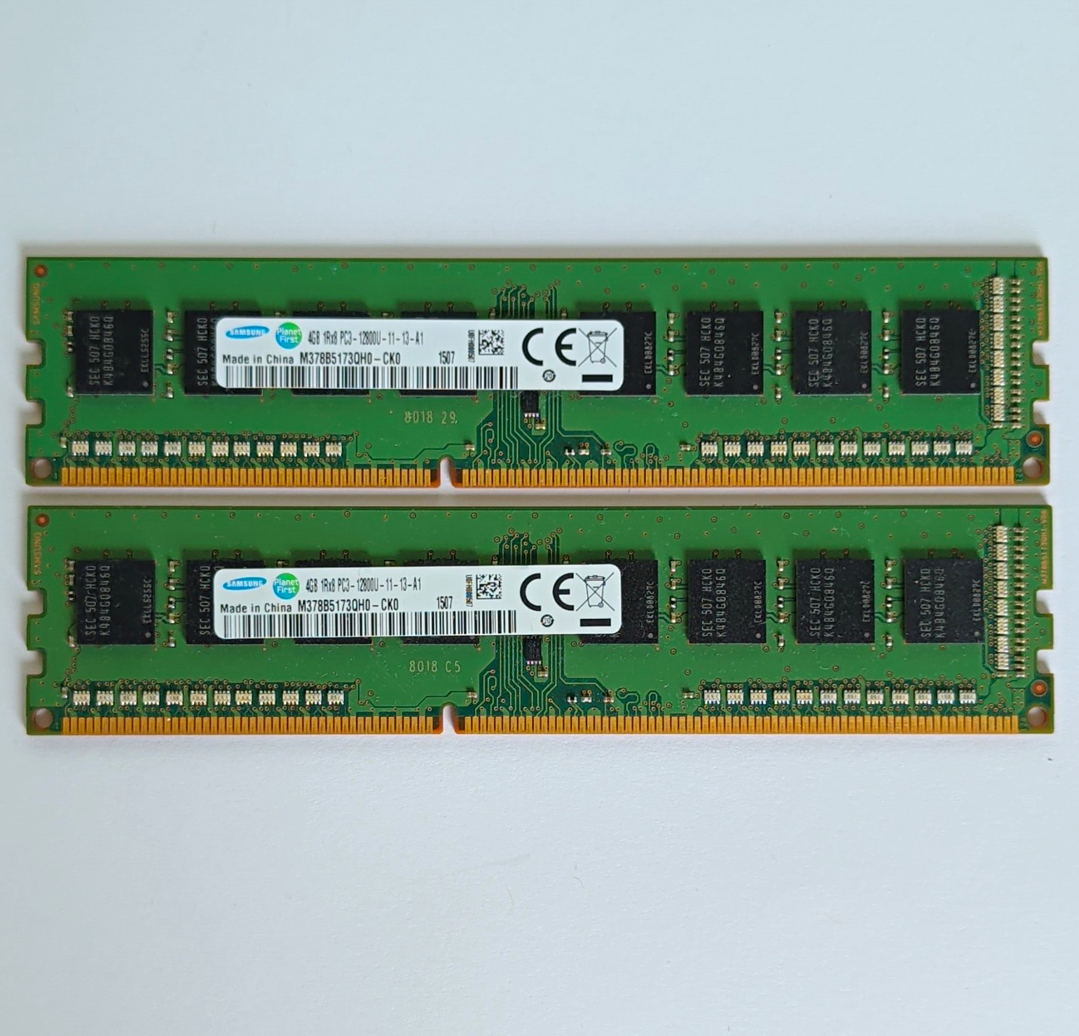 Samsung 8GB Kit 2x4GB DDR3-1600 PC3-12800U 1Rx8 M378B5173QH0-CK0 240-Pin