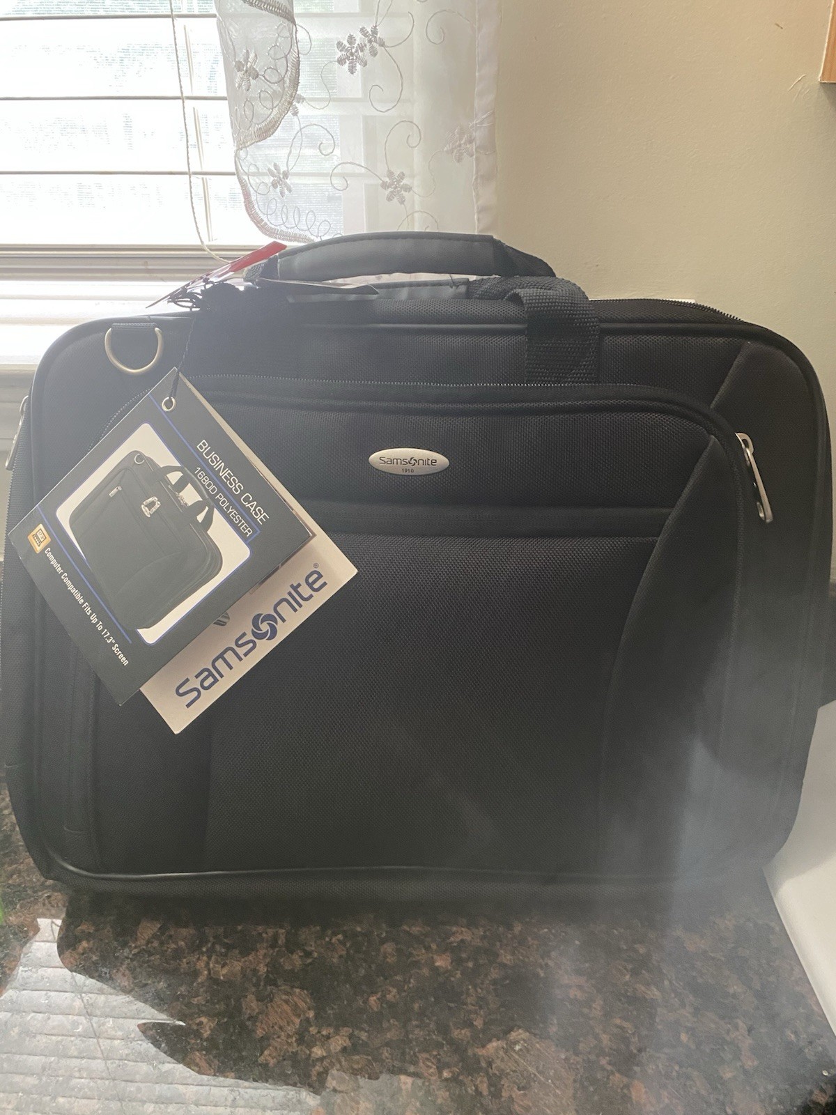 Samsonite business case