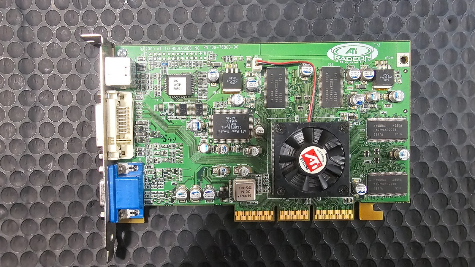 Vintage - ATI Radeon 7200 32MB AGP (All-In-Wonder Chipset) - Retro Gaming