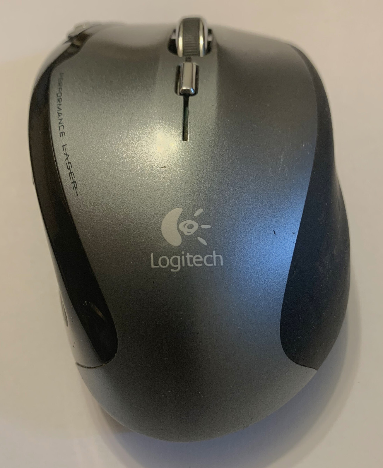 Logitech VX Revolution Wireless Mouse with Receiver / Adapter