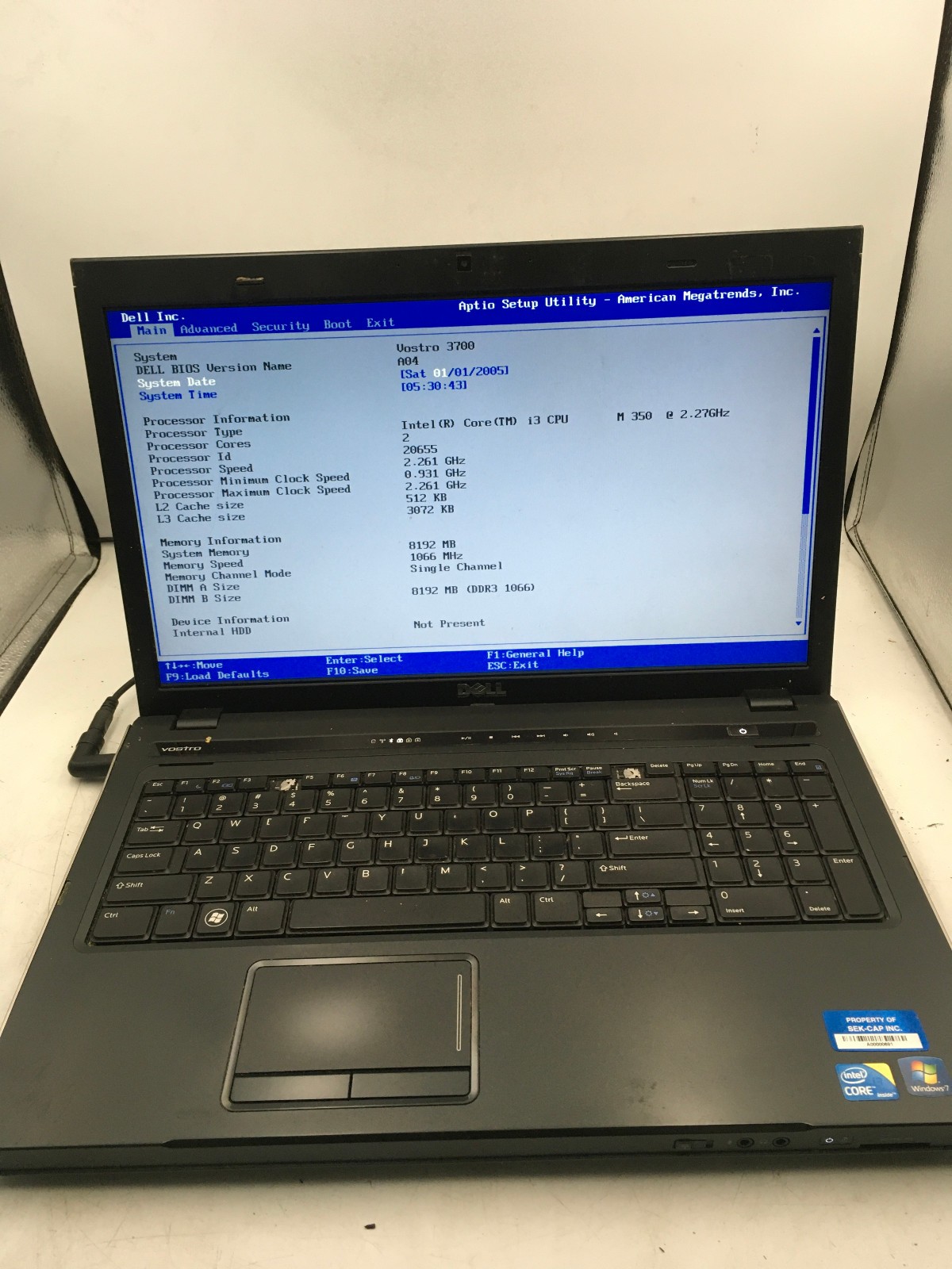 DELL VOSTRO 3700 - BOOTS TO BIOS - INTEL I3 M350 - NO RAM - 17" - READ DESC -BB