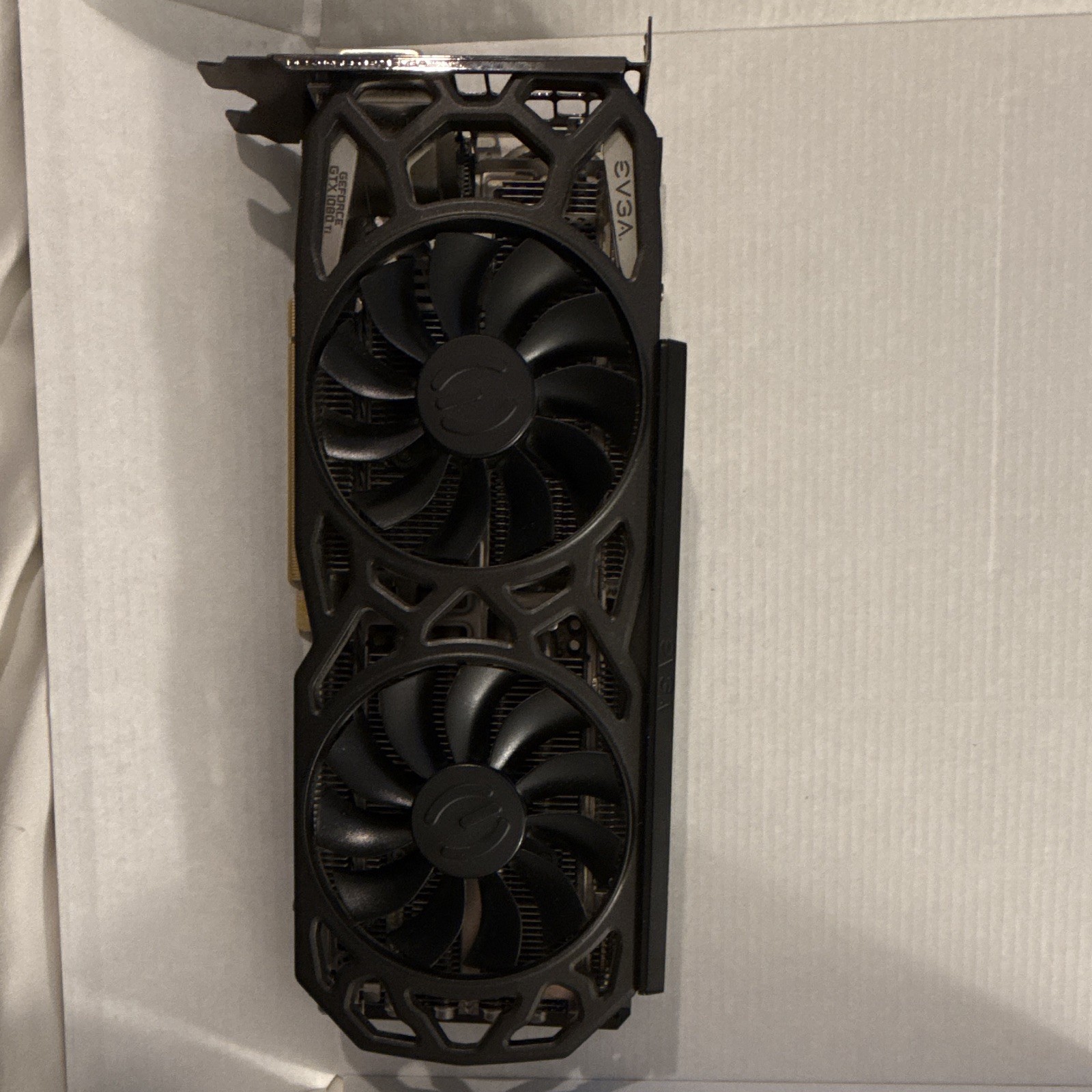 EVGA GeForce GTX 1080 Ti SC2 11 GB VRAM