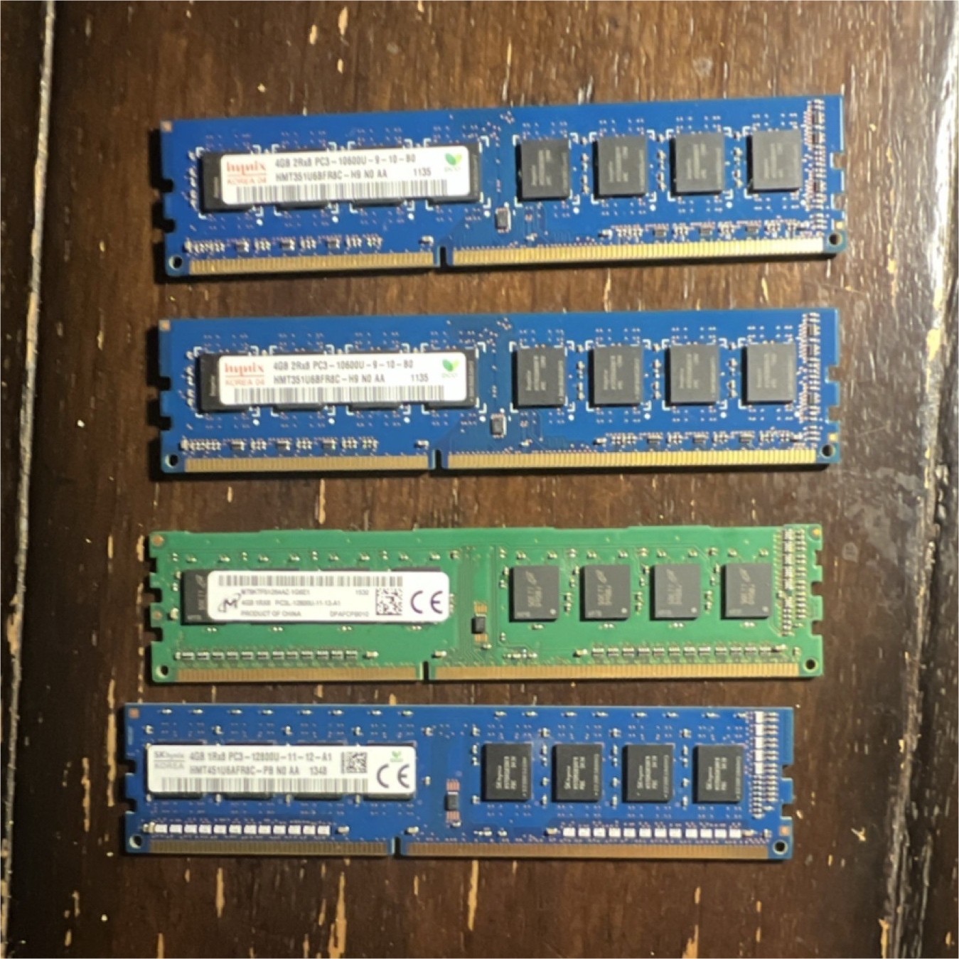 Hynix Micron 16GB (4x4GB) DDR3 SDRAM PC3-10600U PC3-12800U DIMM 240-Pin