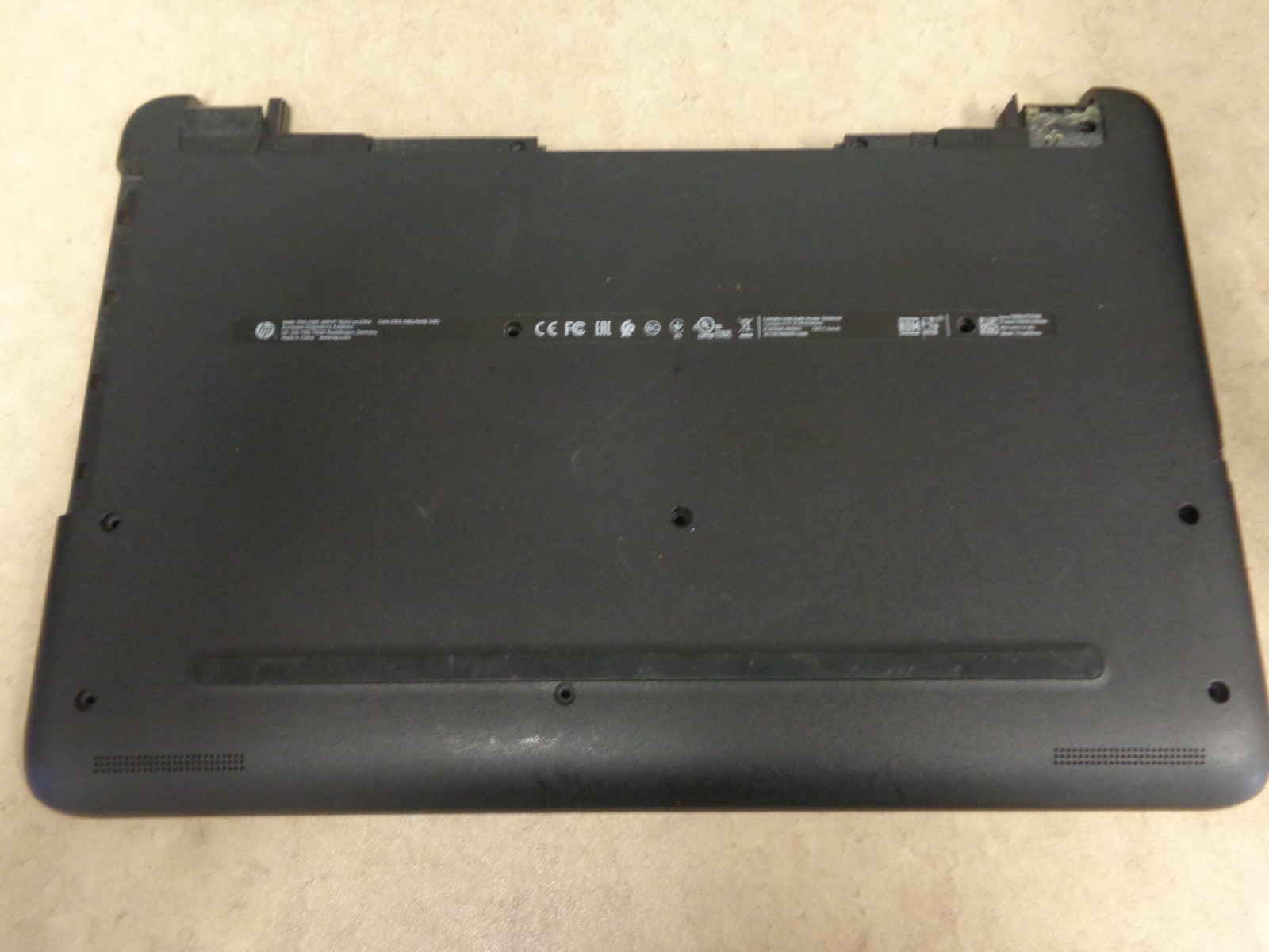 HP Pavilion 15-ay039wm 15-ay041wm 15-ay103dx 15-ay053tu Palmrest / Bottom Case
