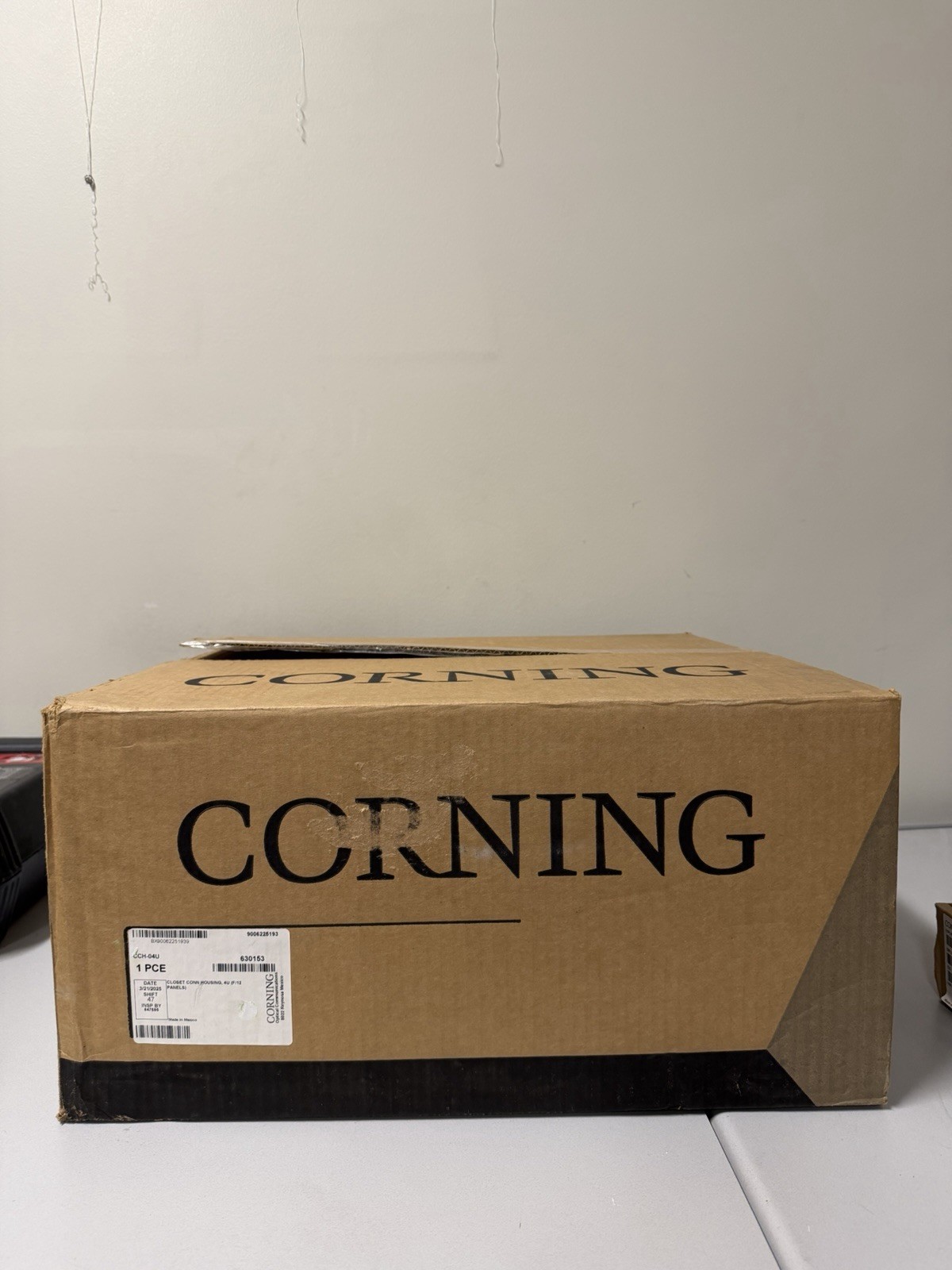 CORNING CCH-04U CLOSET CONNECTOR HOUSING FOR CCH CONNECTOR PANELS, 4U