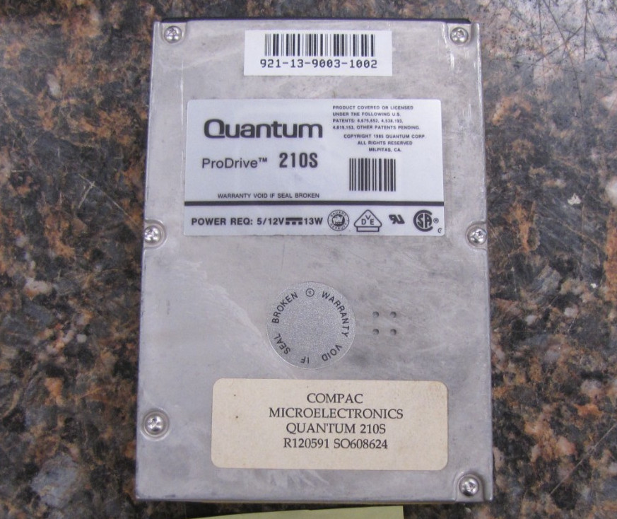 Vintage 1988 Quantum ProDrive Hard Drive SCSI 210S 921-13-9003-1002  - HE28