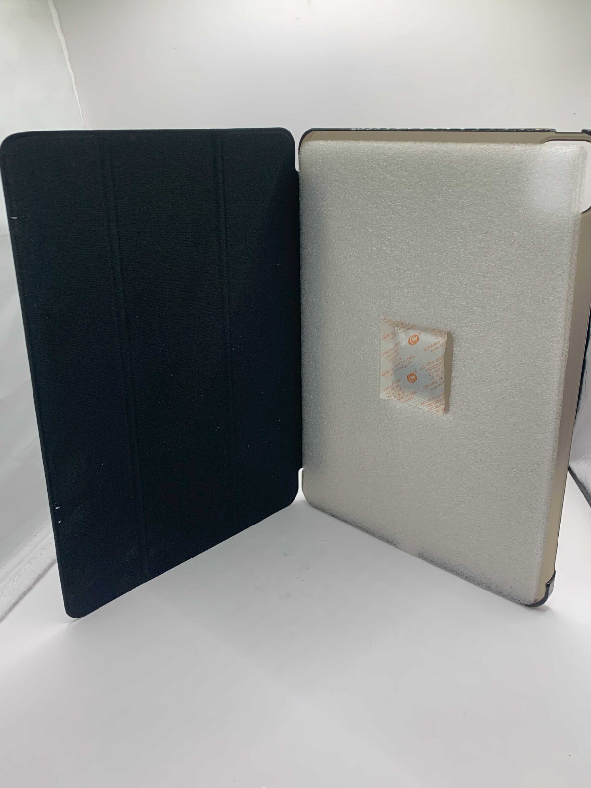 TiMOVO IPad Pro 11 Case 11" 2020 2nd gen Black Cover Adjustable Accesory New