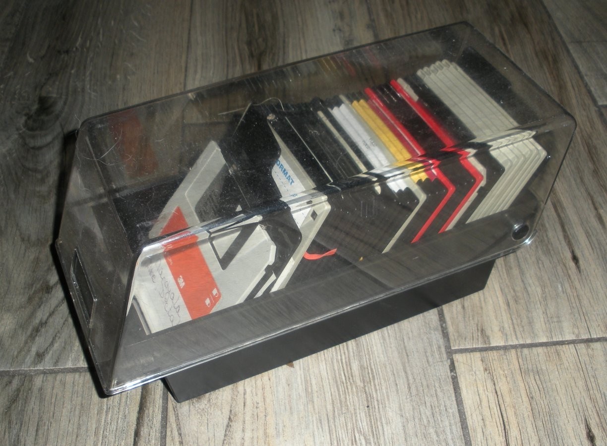 Fellowes 3.5" Floppy Disk Storage Case w/ Disk Lot Vintage Computing 1990s style