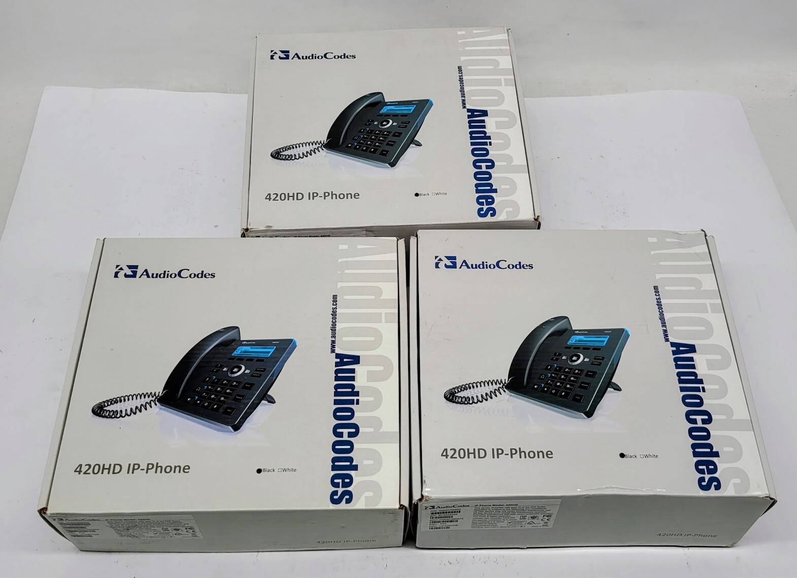 LOT OF 3 AudioCodes 420HD IP Phone - GGWV00563 voIP with accessories