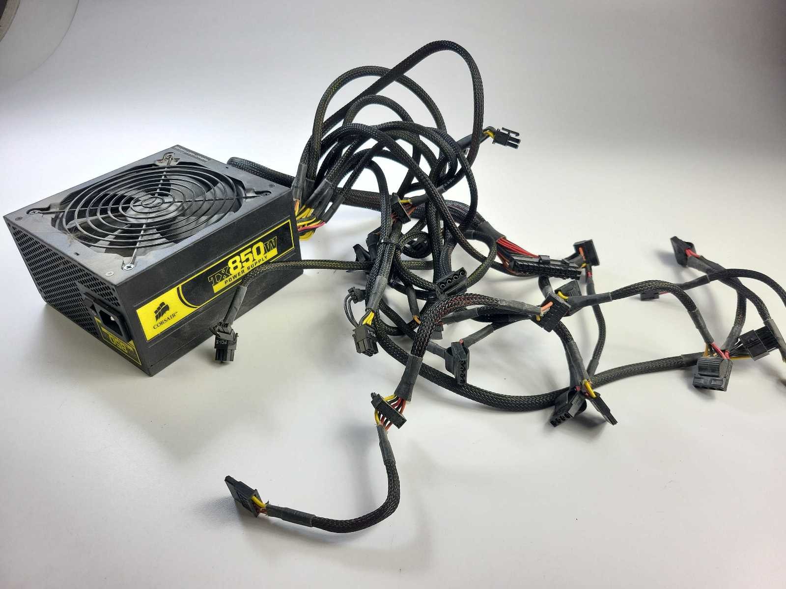 Corsair TX850 850W Model CMPSU-850TX - Power Supply