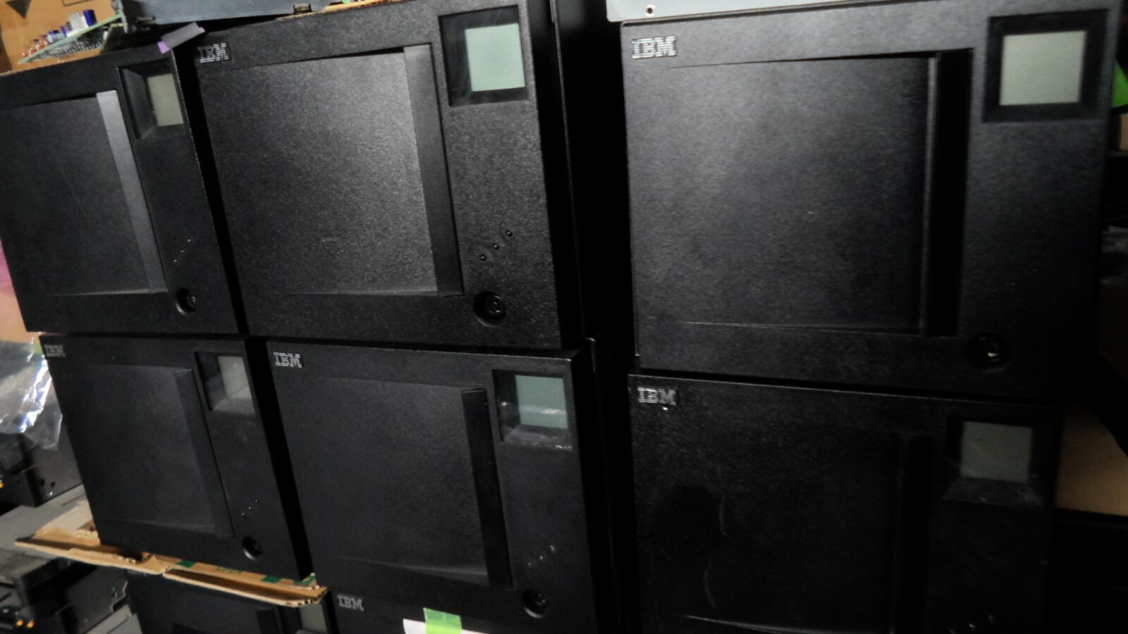 IBM 3581-L23 3581L23 LTO2 External LVD SCSI autoloader 18P8322 18P8532 95P4870