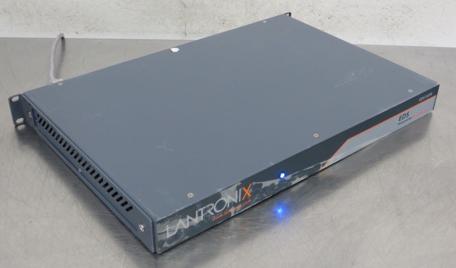 T195384 Lantronix EDS16PR 16-Port Device Server EDS01612N-02