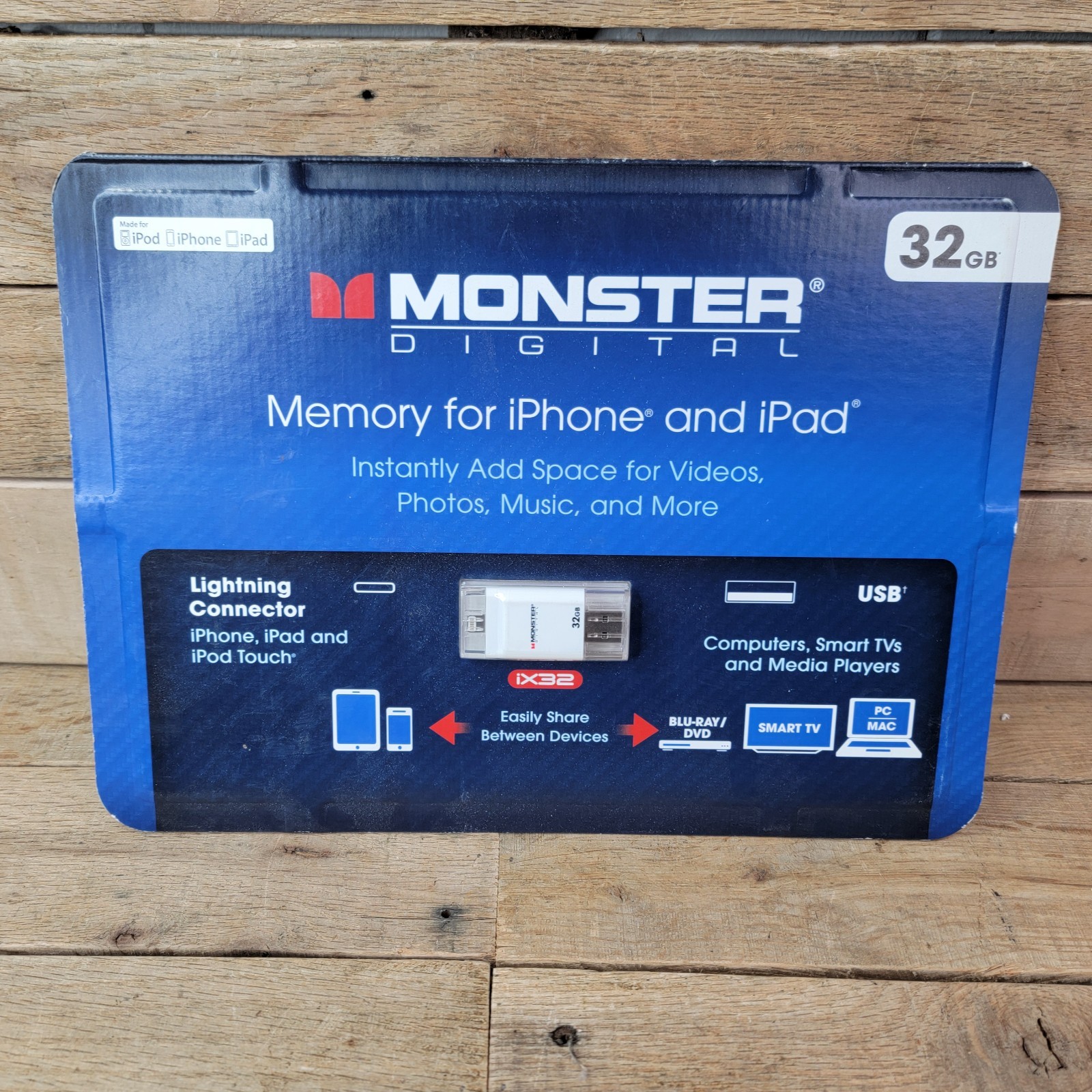 Monster Digital 32GB iX32 USB/Lightning Flash Drive BNIB Memory For iPhone iPad