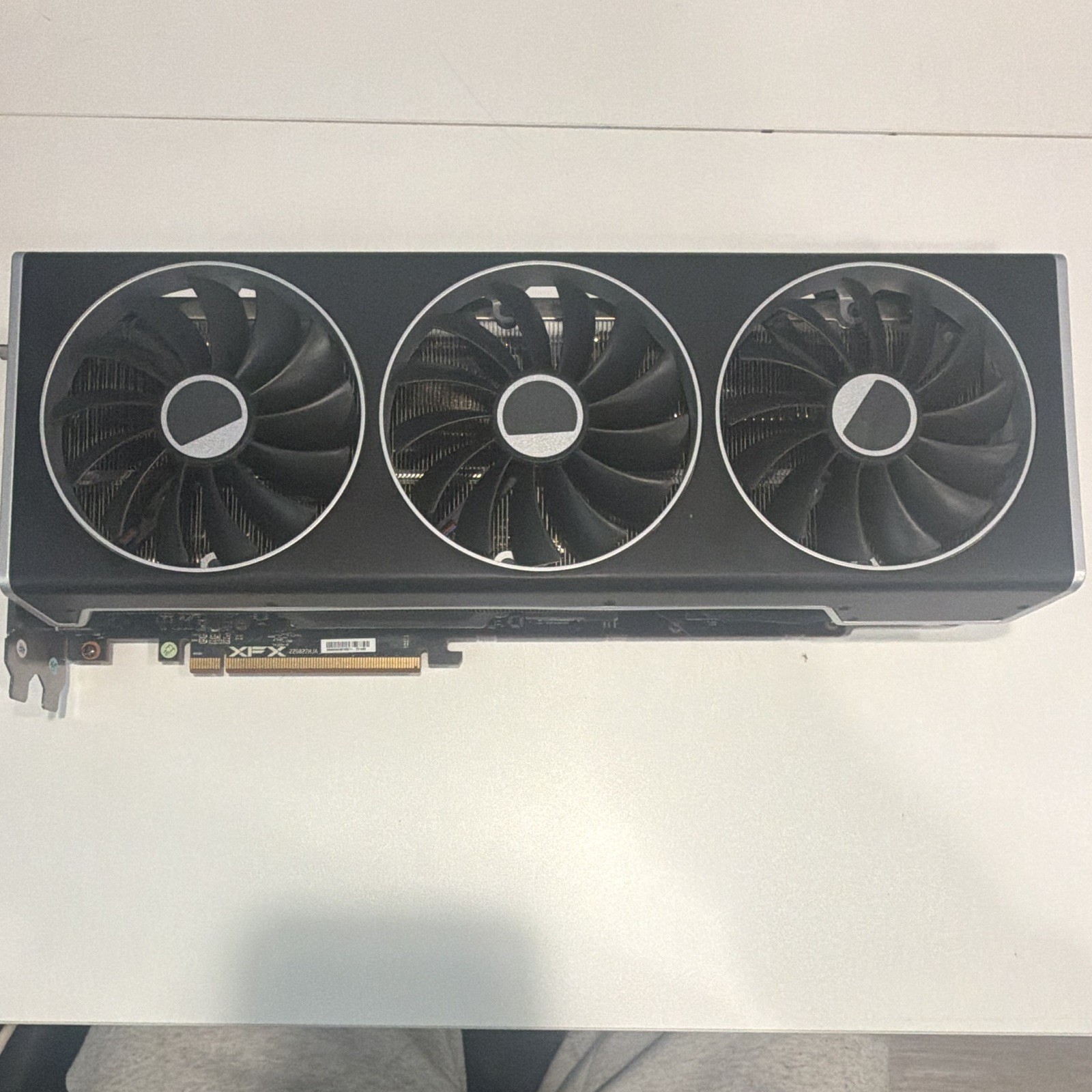 XFX AMD Radeon 7900XTX 24GB GDDR6 Triple Fan GPU DisplayPort HDMI