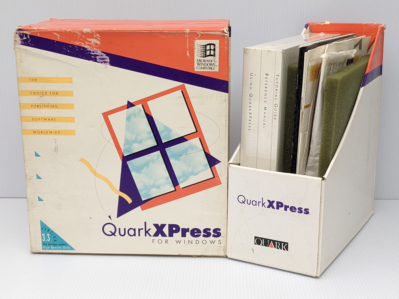 Quark XPress Windows Version 3.3 + EFI 3.5” Floppy Disks 1993: Vintage Software