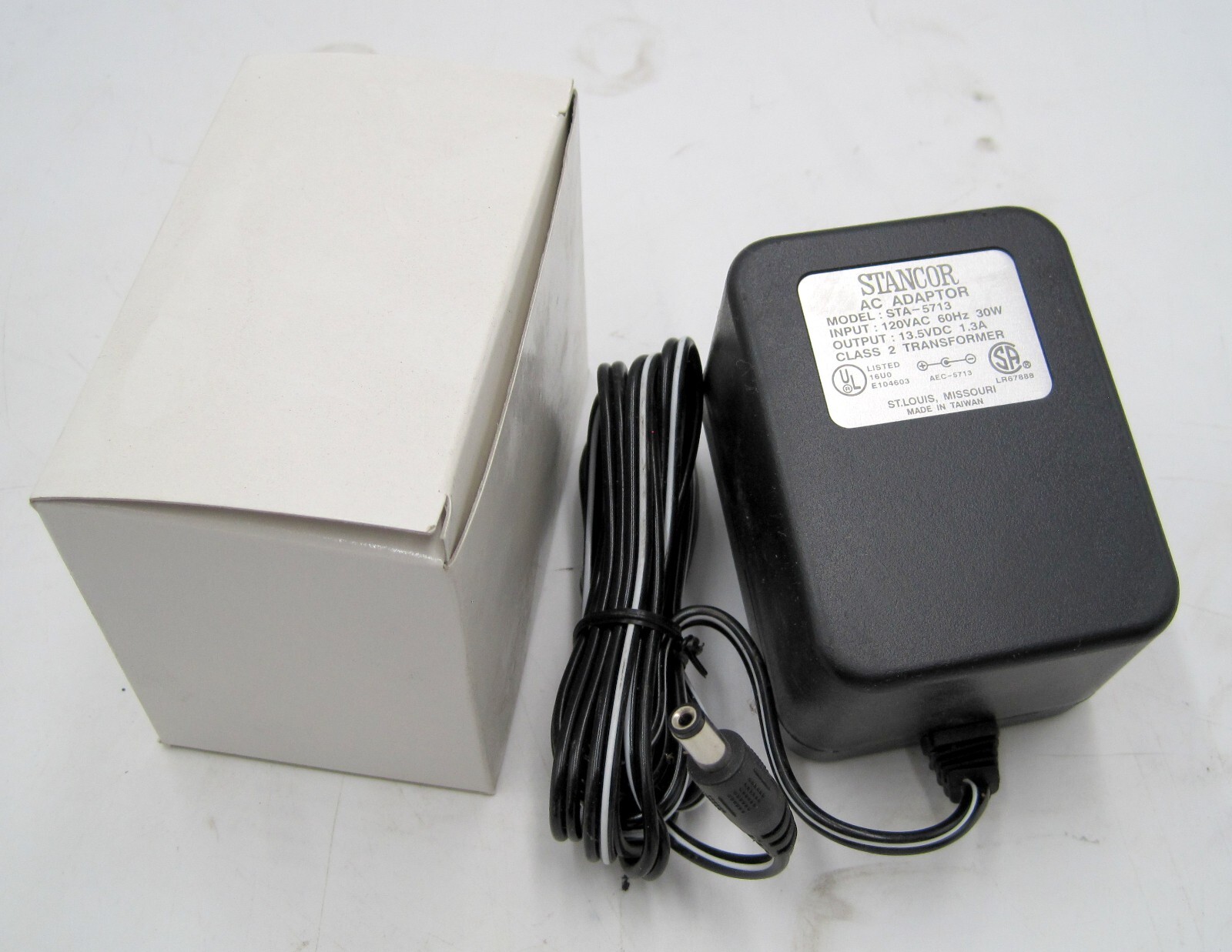 Stancor AC Adaptor 120VAC 60Hz 40W, 13.5VDC 1.7A STA-5713 NEW