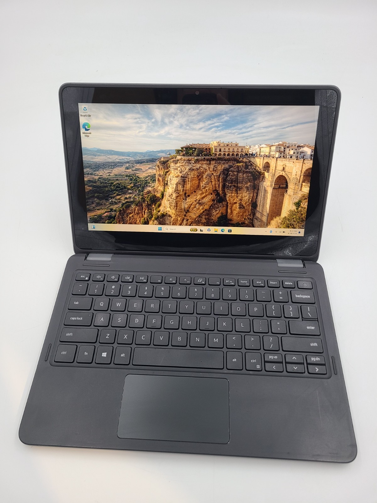 Dell Latitude 3120 Pentium Silver N6000 1.10GHz 8GB Ram 128GB SSD Win11Pro Edu