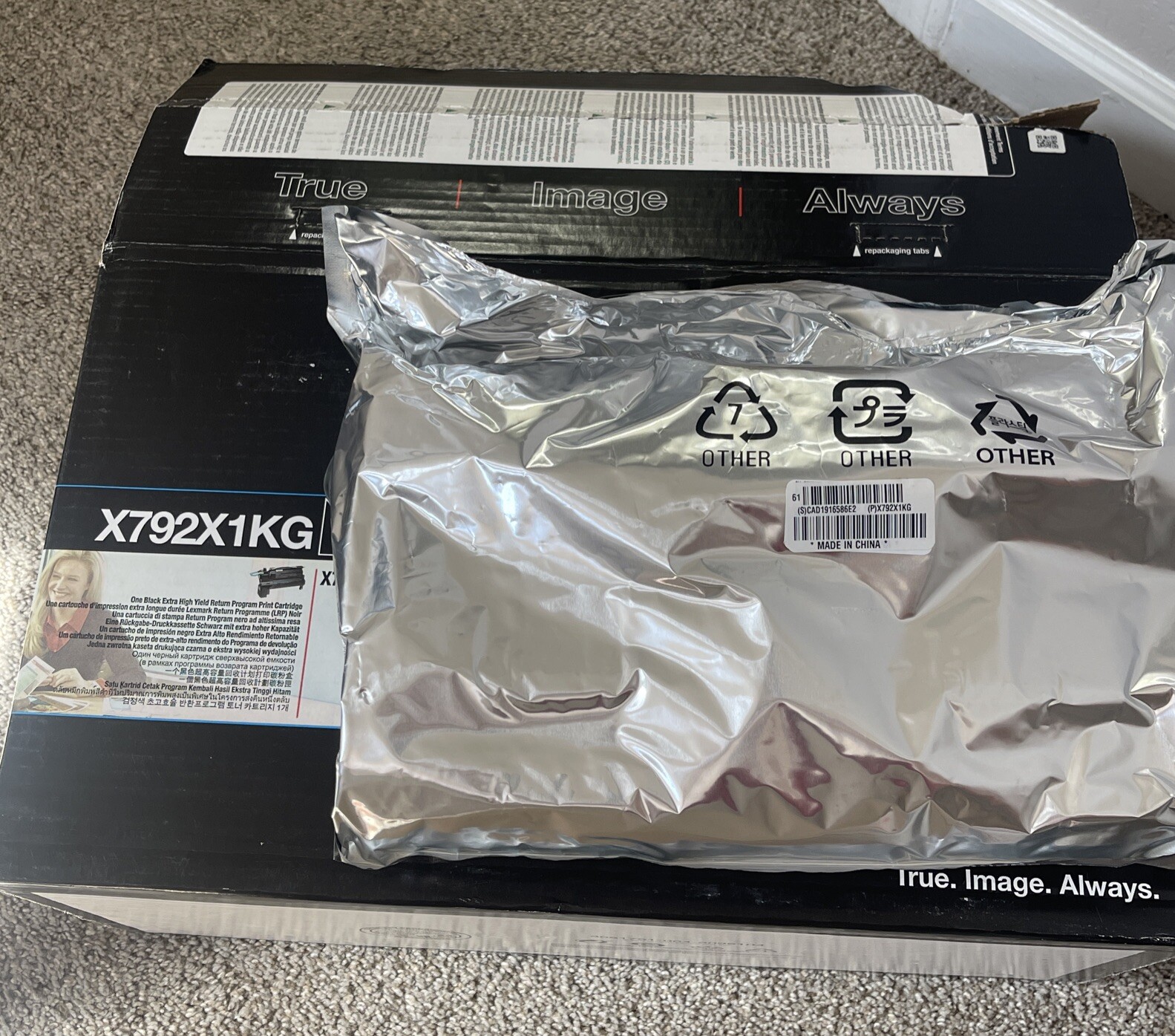Genuine Sealed Lexmark X792X1KG Black Toner Cartridge Brand New OPEN BOX