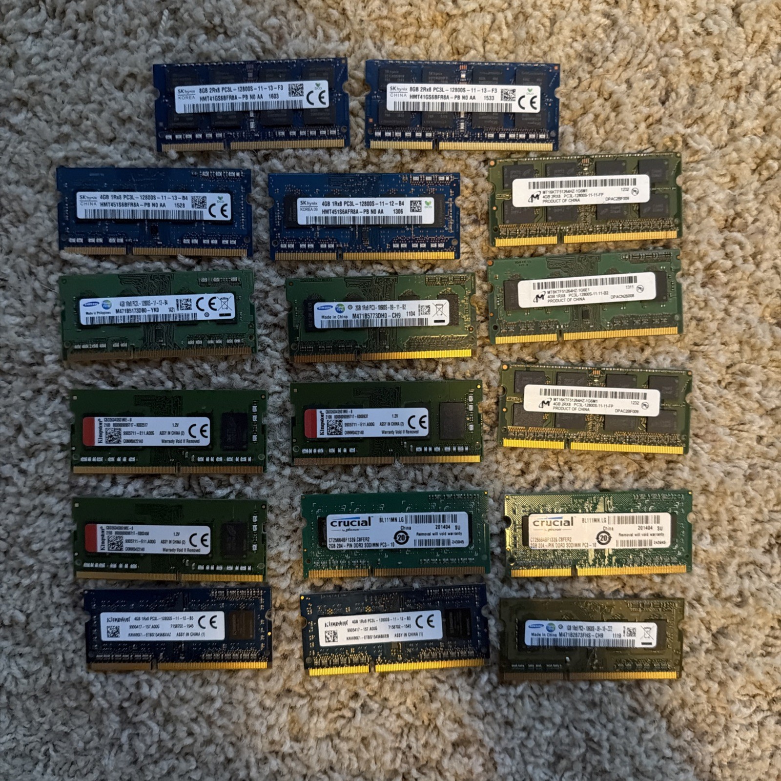 LOT OF 17X 4GB MIXED BRAND 1RX8 / 2RX8 PC3L-12800S LAPTOP RAM