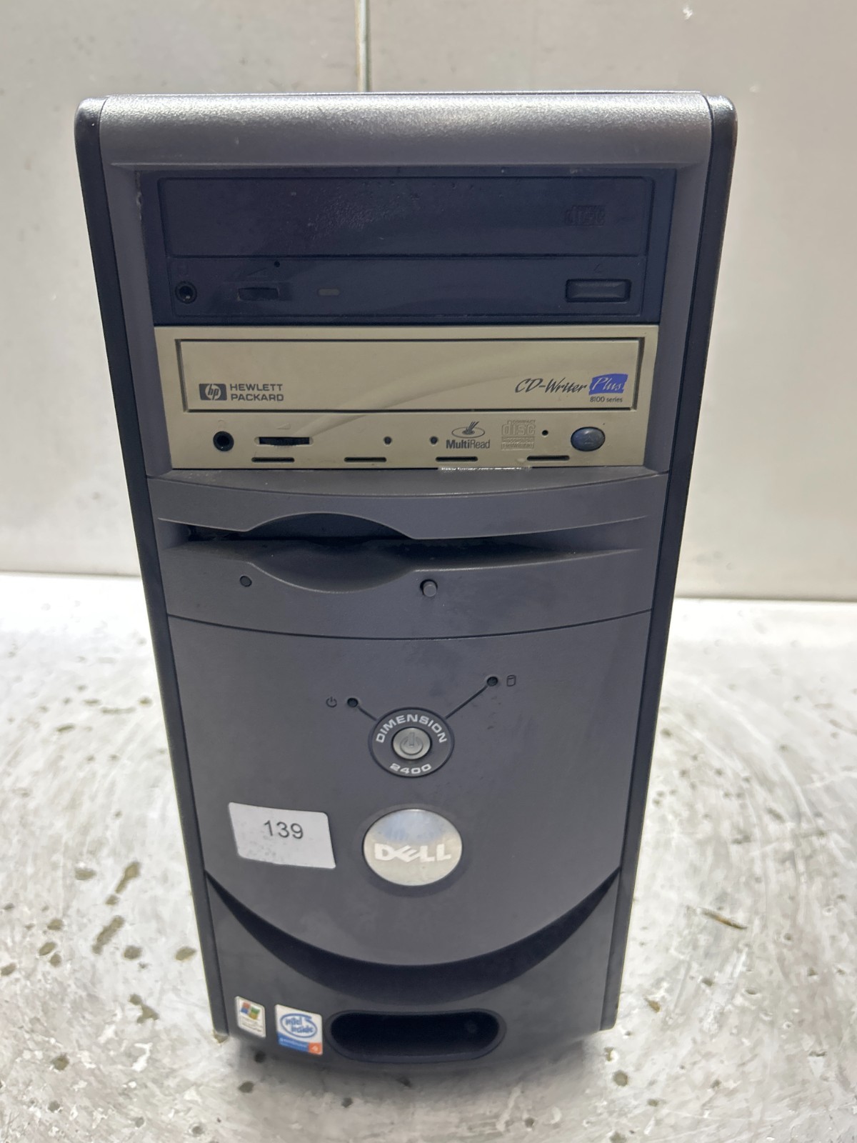 Dell Dimension 2400 HTR8H41 Intel Pentium 4 256MB Ram 120GB SSD Windows 98