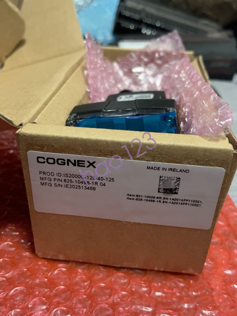 IS2000C-120-40-125 Cognex Industrial Camera brand new Shipping DHL or FedEX