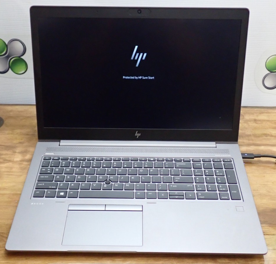 HP ZBook 15u G5 15.6" Intel i7-8650U 1.90GHz 16GB RAM 256GB SSD WX 3100 NO OS