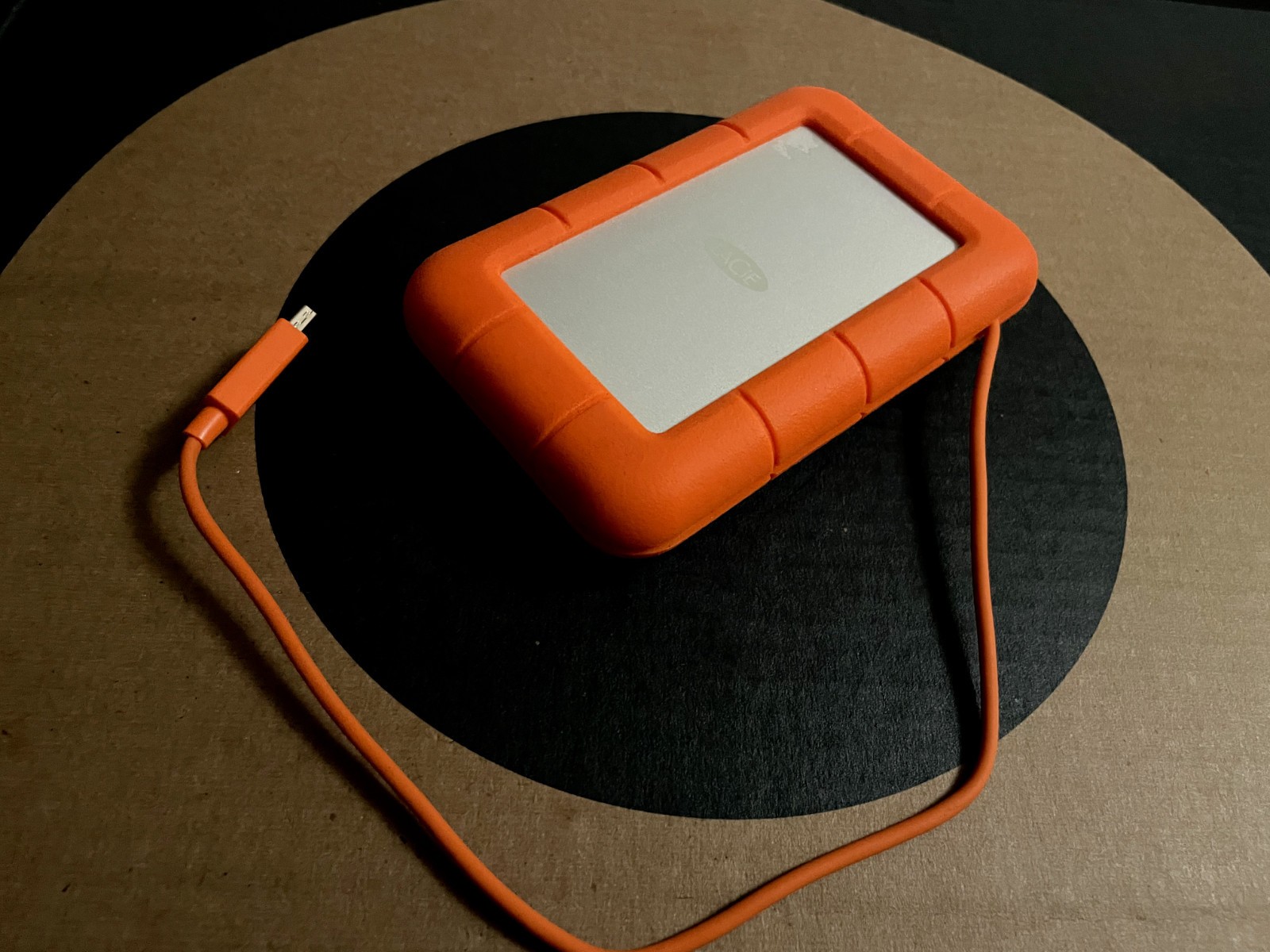 LaCie Rugged 1TB Thunderbolt 2 USB 3020 Shuttle Drive G2U